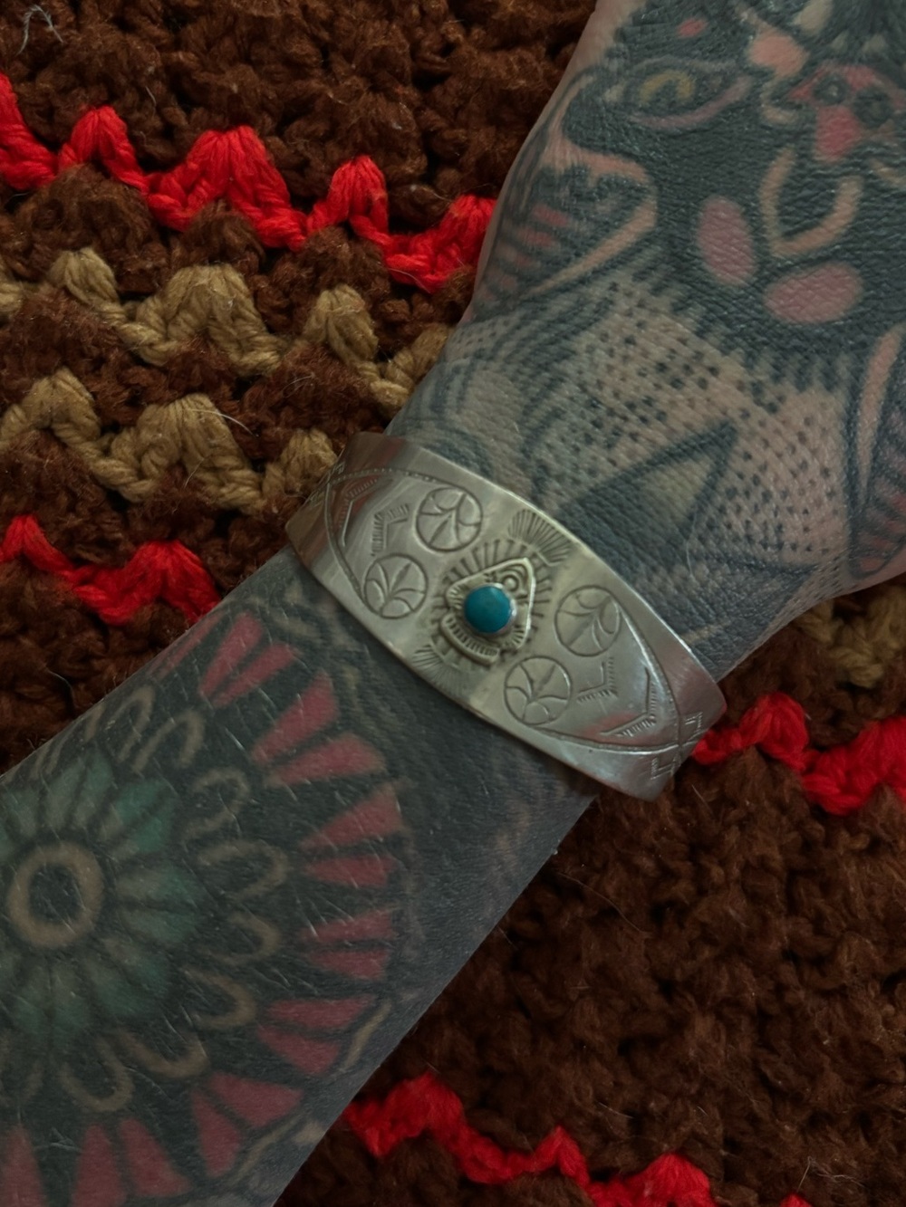 Sterling Silver Cuff Bracelet with Turquoise Cabochon - Picture 4 of 4
